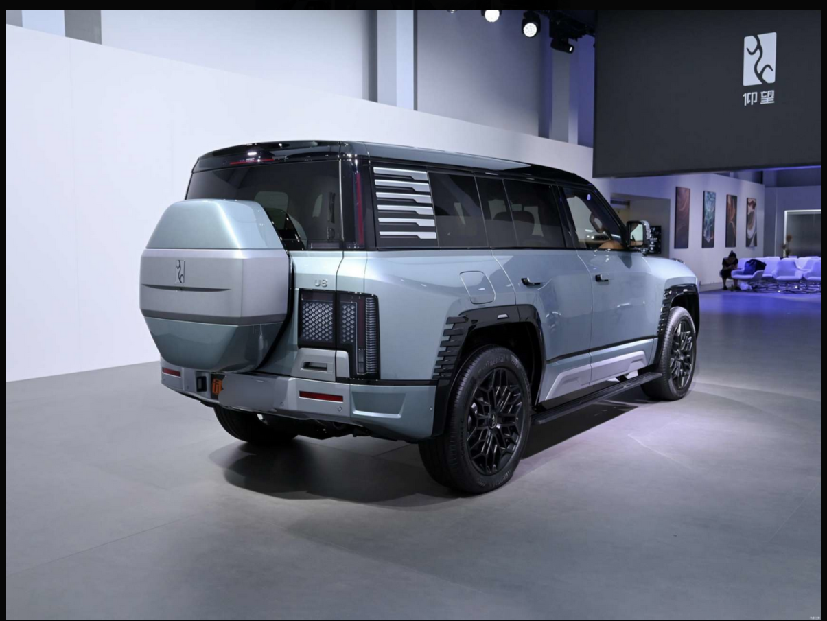 Yangwang U8 Deluxe Edition( No Warrenty)