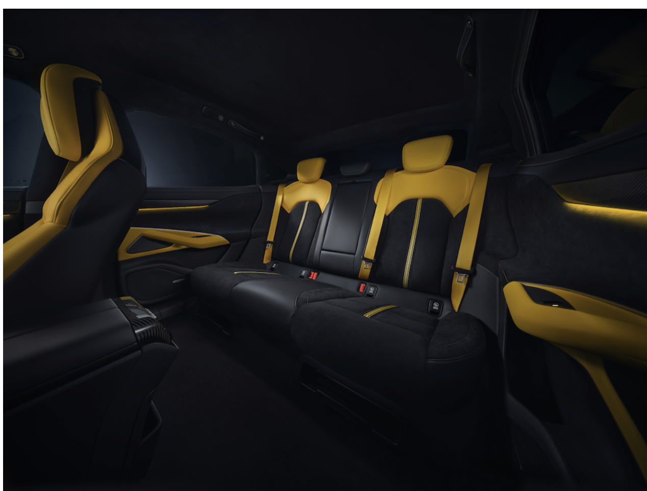 Xiaomi SU7 Ultra ( No Warrenty)