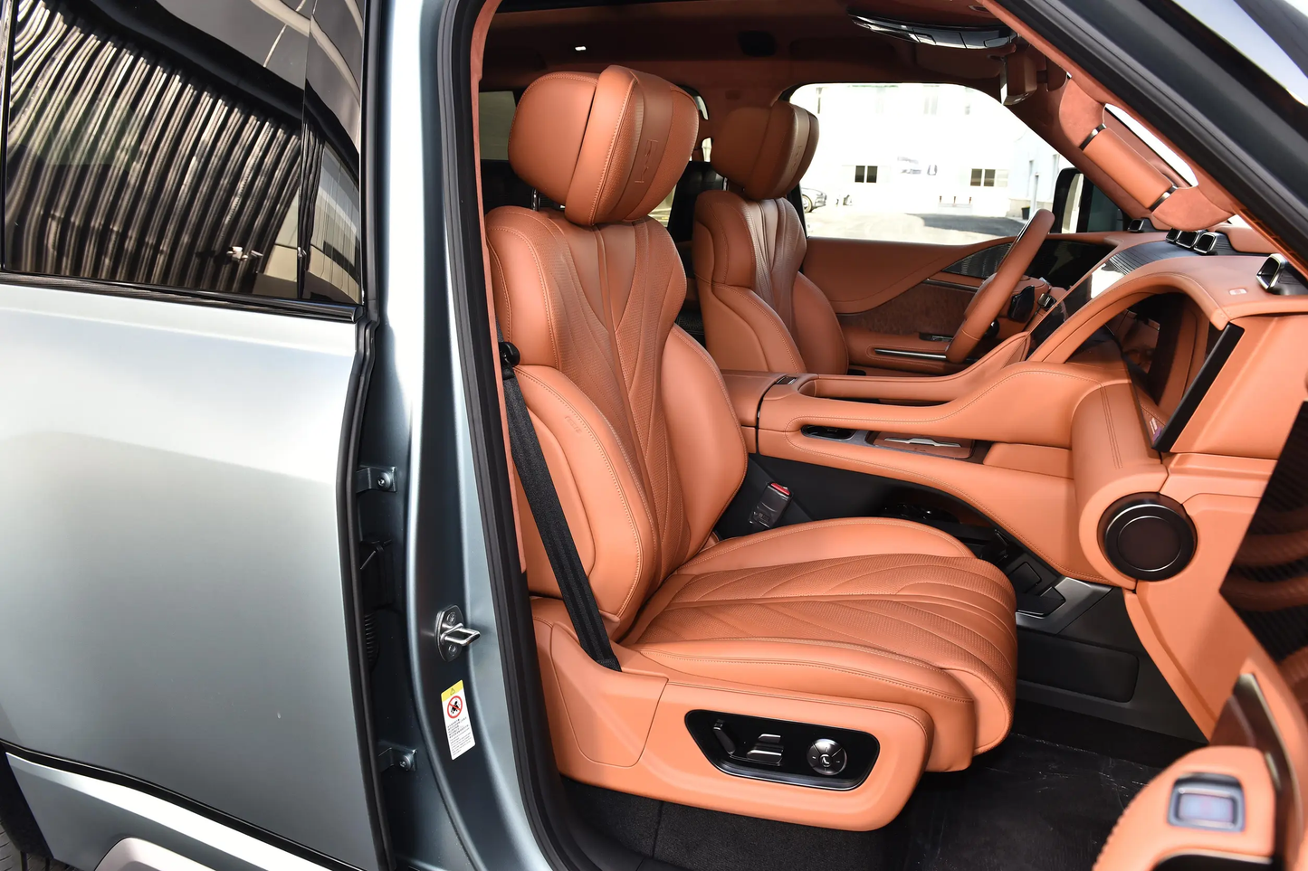 Yangwang U8 Deluxe Edition( No Warrenty)